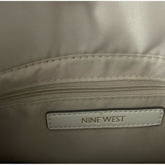 NWT Nine West Bowie Cream and Tan Patterned Shoulder Bag - Picture 2 of 5